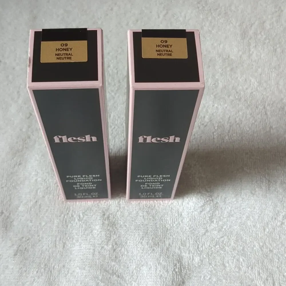 FLESH Pure Flesh Liquid Foundation Lot 09 HONEY NEUTRAL Skin Clean NIB Lot of 2‎
